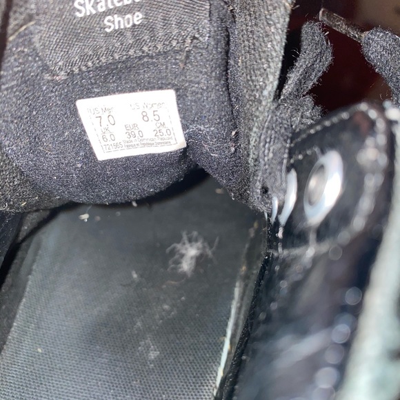 Vans - Picture 4 of 4